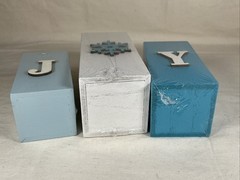 Charming Winter Wooden Tea Light Candle Holders JOY Snowflake w/Tea Lights NEW