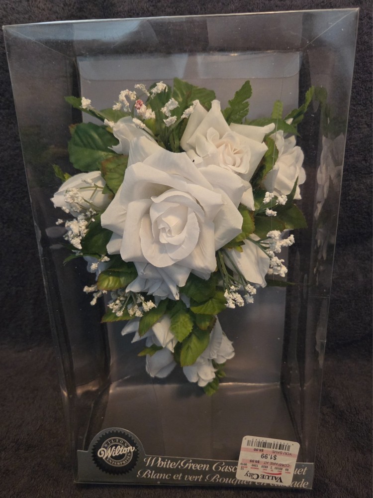 Wedding Bridal Bouquet White & Green Flower Roses Bouquet Cascade Bride Marriage