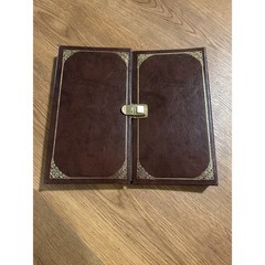 Vintage Brown Leather Photo Album Scrapbook Binder with Clasp