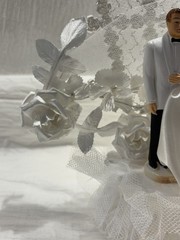 RARE Vintage 1959 Coast Novelty Wedding Cake Topper Bride Groom Rosettes Lace