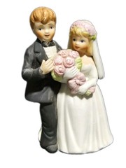 Porcelain Dancing Bride & Groom Cake Topper Unsigned